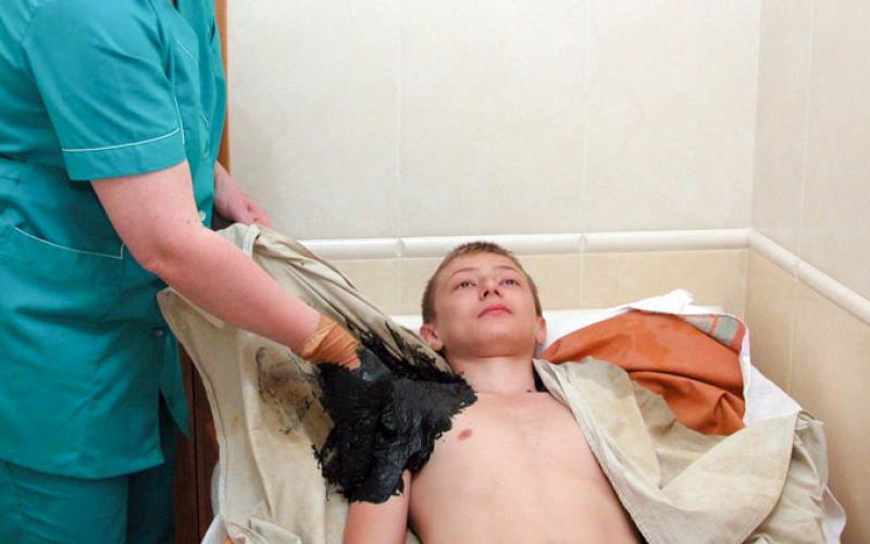 Лечение в санатории Красные камни в Кисловодске. Грязевые аппликации  